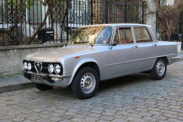 Alfa Romeo Giulia Nuova Super 1300 1975 39361