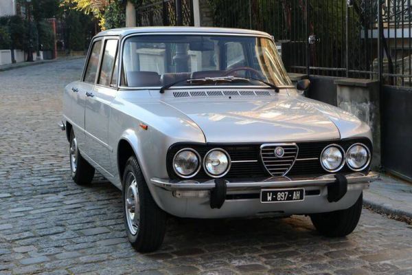 Alfa Romeo Giulia Nuova Super 1300 1975 39363