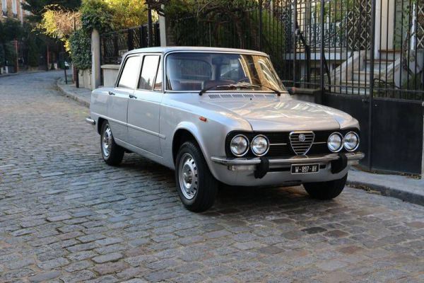 Alfa Romeo Giulia Nuova Super 1300 1975 39364