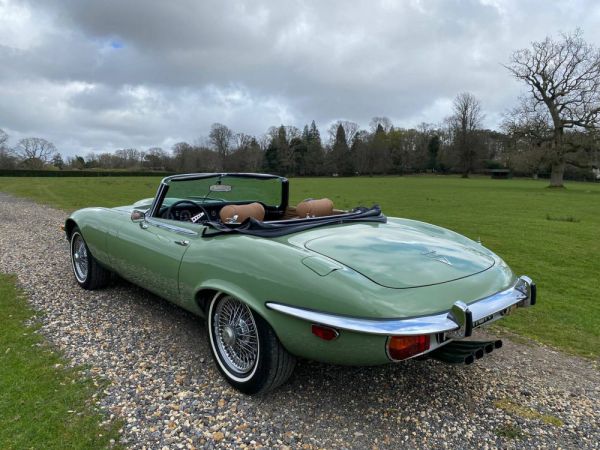 Jaguar E-Type V12 1972 11481