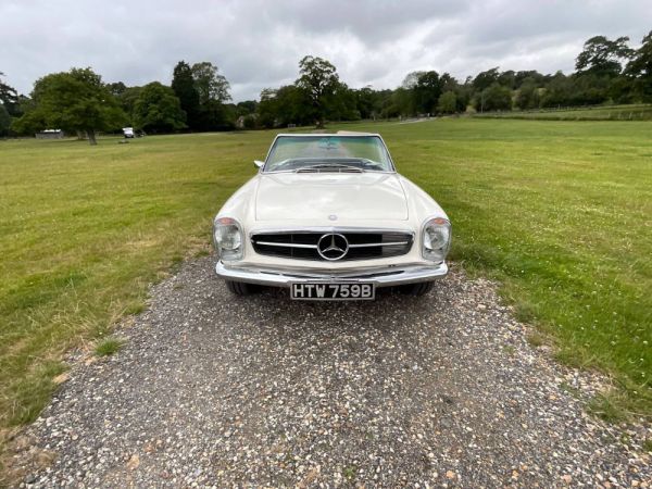 Mercedes-Benz 230 SL 1964