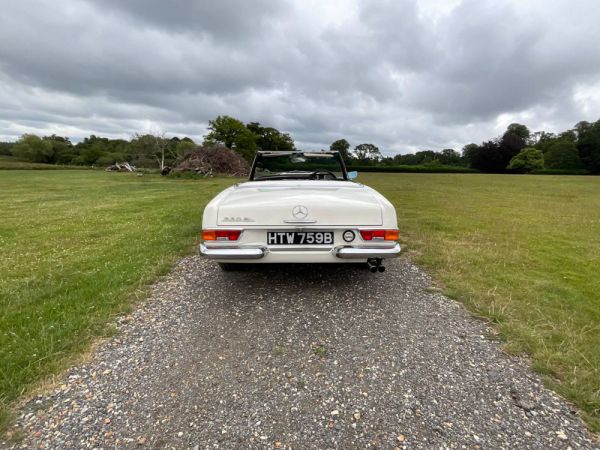 Mercedes-Benz 230 SL 1964 11524