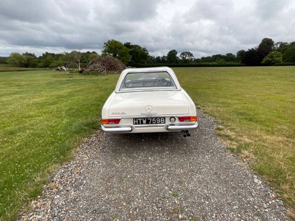 Mercedes-Benz 230 SL 1964 11532