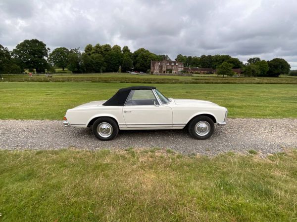 Mercedes-Benz 230 SL 1964 11536