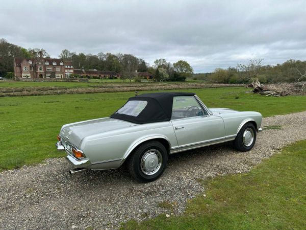 Mercedes-Benz 280 SL 1973 11628