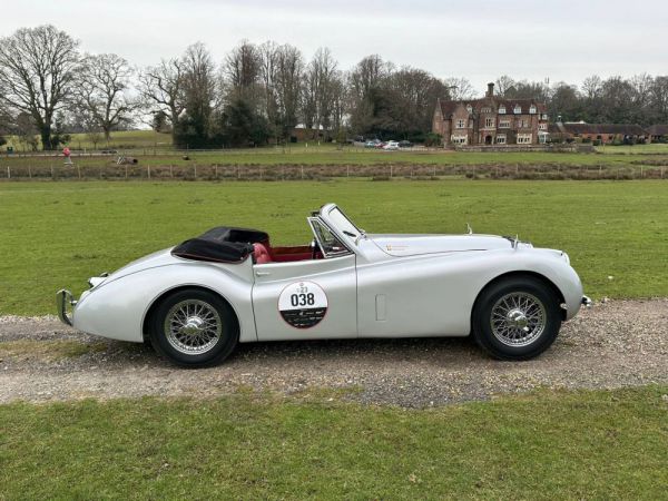 Jaguar XK 120 SE DHC 1954