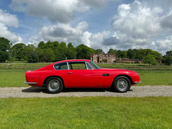 Aston Martin DB 6 Vantage 1965 105145