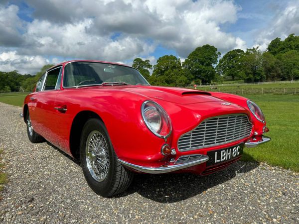 Aston Martin DB 6 Vantage 1965 105148