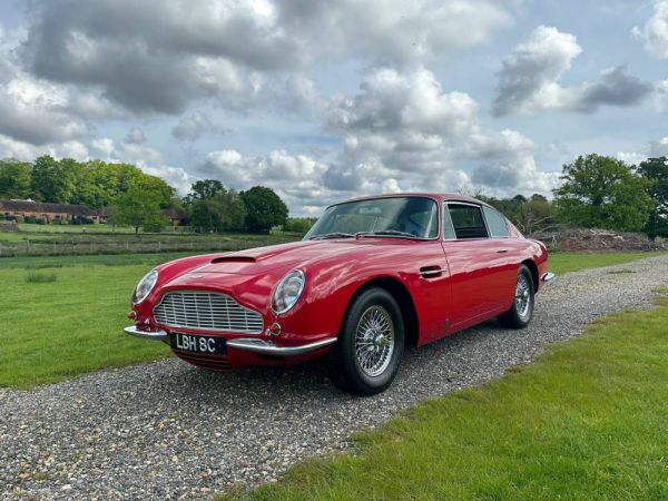 Aston Martin DB 6 Vantage 1965 105157