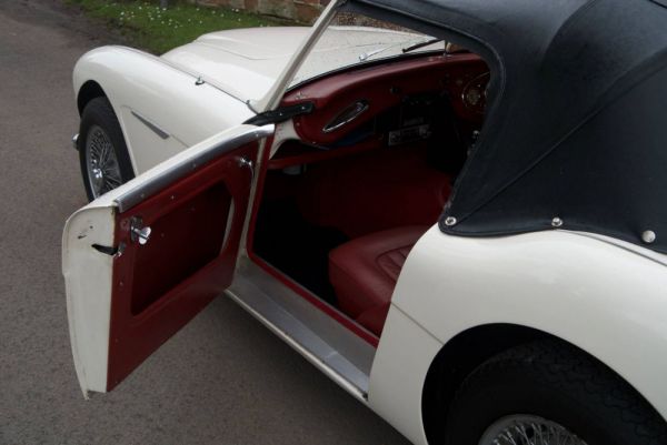 Austin-Healey 3000 Mk II (BT7) 1961 29790