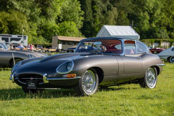 Jaguar E-Type 4.2 1966 11852