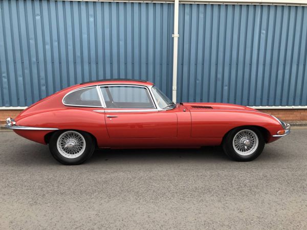 Jaguar E-Type (2+2) 1966