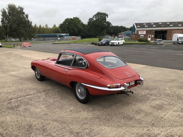 Jaguar E-Type (2+2) 1966 11921