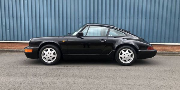 Porsche 911 Carrera 2 1990 66690