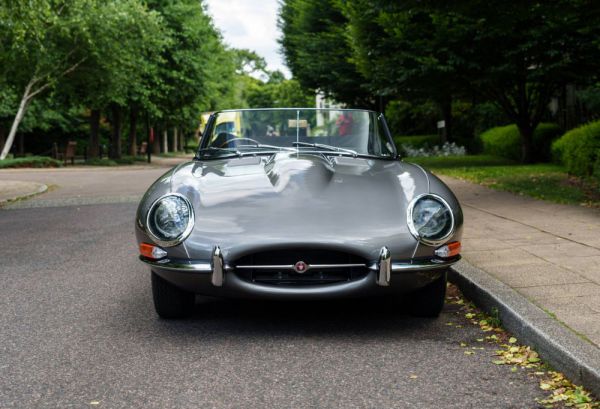 Jaguar E-Type 4.2 1965 13760