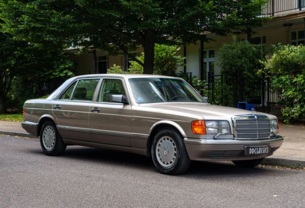 Mercedes-Benz 560 SEL 1986