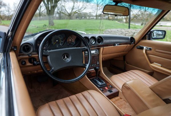 Mercedes-Benz 380 SL 1984 13852