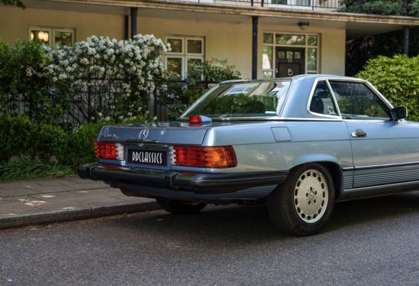 Mercedes-Benz 560 SL 1987 13917