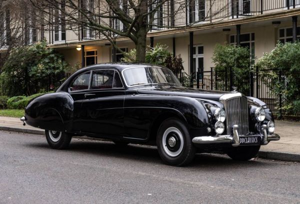 Bentley R-Type Continental 1954