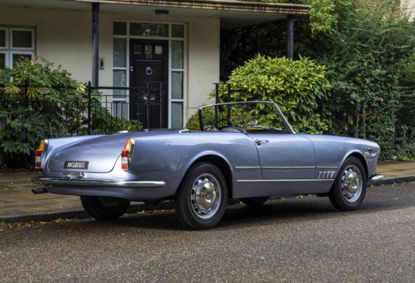 Alfa Romeo 2000 Spider 1960 14121