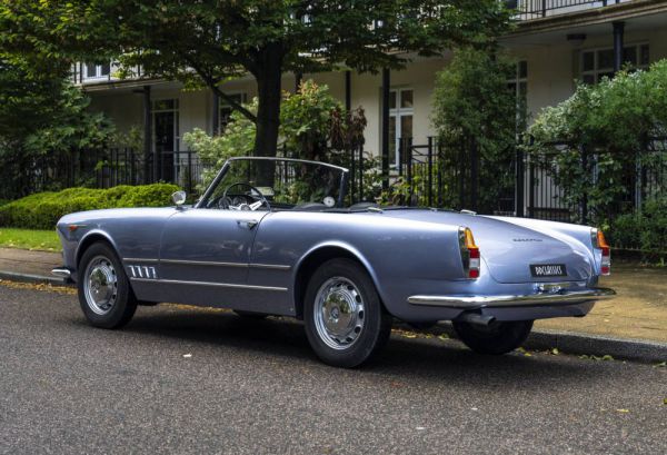 Alfa Romeo 2000 Spider 1960 14122