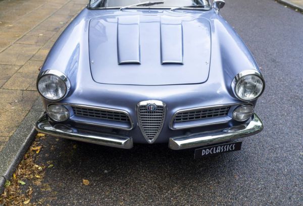 Alfa Romeo 2000 Spider 1960 14125