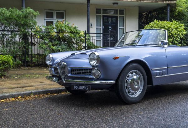 Alfa Romeo 2000 Spider 1960 14129