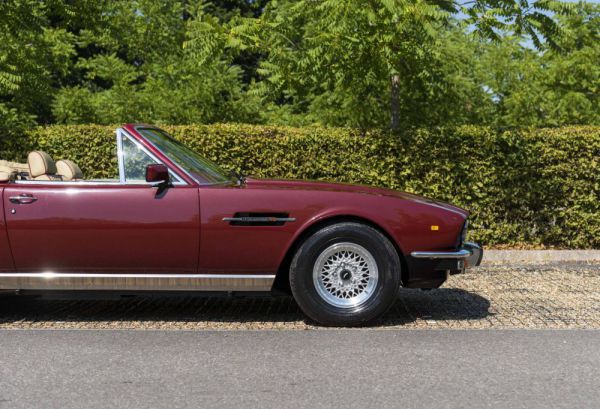 Aston Martin V8 EFi Volante 1987 63095