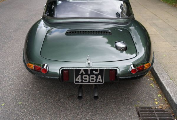 Jaguar E-Type "Lightweight" 1963 65117