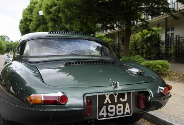 Jaguar E-Type "Lightweight" 1963 65118