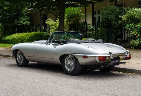 Jaguar E-Type 1970 77336