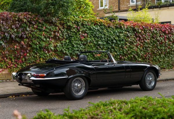 Jaguar E-Type V12 1971 97065