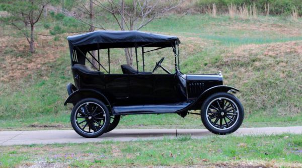 Ford Model T Touring 1920 97720